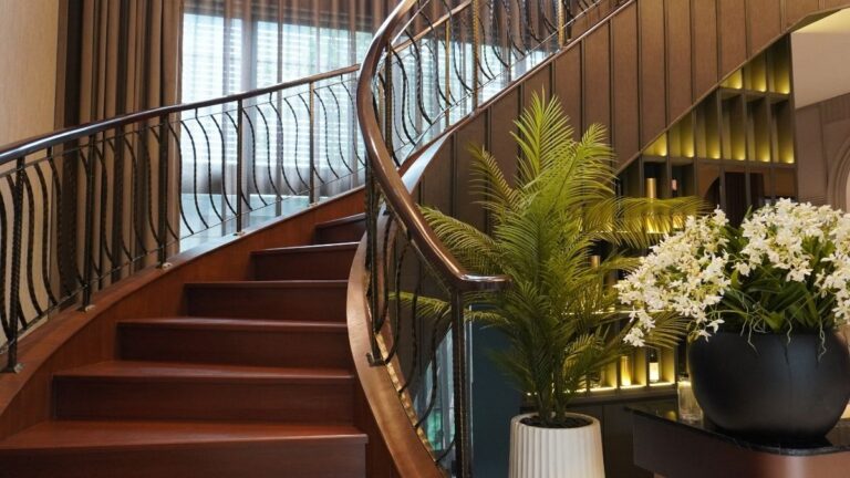 บ้านหรู 100 ล้าน ทำเลและโครงสร้างพื้นฐานระดับลักชัวรี